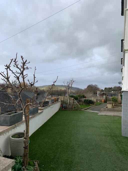 فيلا Mountain Views In The Heart Of Brecon Town المظهر الخارجي الصورة