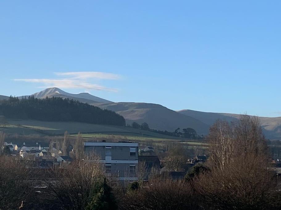 فيلا Mountain Views In The Heart Of Brecon Town المظهر الخارجي الصورة